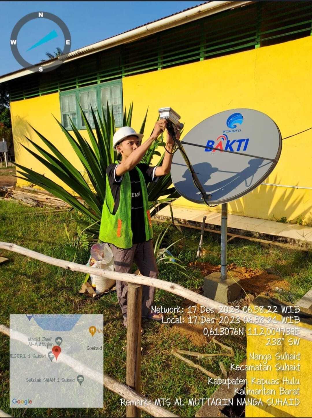 Pengecekan sudut elevasi dan pointing antena VSAT BAKTI Kominfo